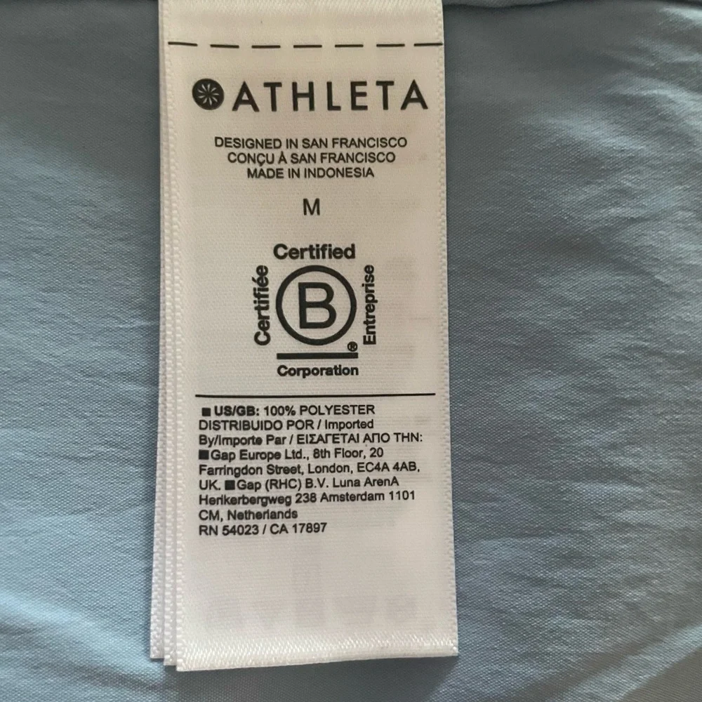 Athleta Performance Poplin Top Oversized Heron Blue Medium 882549 - Picture 7 of 13